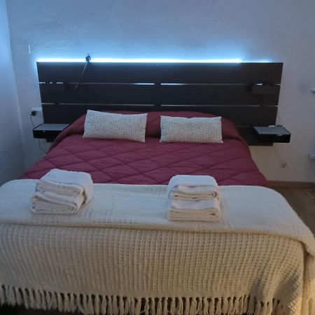B&B Fiera Station Rooms Bologna Eksteriør billede